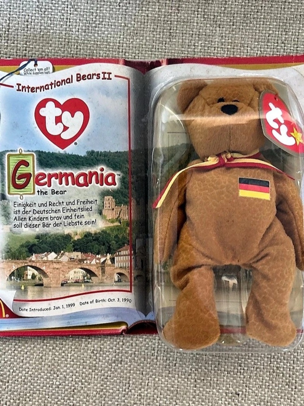 Ty International Beanie Babies II Germania the Bear Plush in Brown & Red NWT